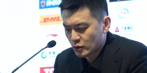 开云登录网址入口-轰33分还是惨败！硬汉也止不住落泪，粤迷评论区落井下石，太讽刺