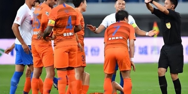 开云线上入口-喜讯！陈泽仕和彭啸爆发后，他将成第三位在中超立足的鲁能05后|克雷桑|莫伊塞斯|木兰|蒙蒂略|前腰_新浪体育_新浪新闻