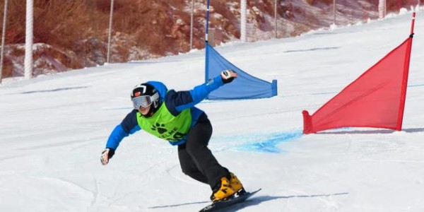 开云线上入口-祝贺！在第十七届省运会单板滑雪比赛中，大同选手刘姝廷摘得两金|回转|运动会|大同代表队|越野滑雪|王宇_新浪新闻