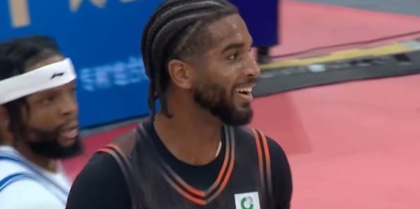 开云登录网址入口-山东男篮大胜宁波评分出炉：两人接近满分，高诗岩有些失落