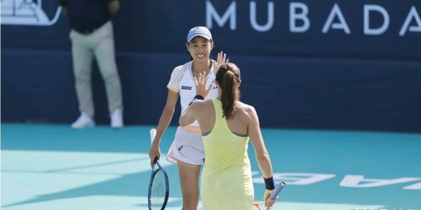 开云网站-张帅澳网后再现妖刀本色，王欣瑜组姐妹团见证袁悦马拉松大战胜利