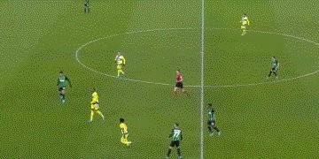 开云下载-【意杯】迪巴拉闪击 新中锋造绝杀 尤文2中柱2比1胜