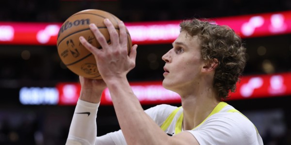 开云登录网址入口-NBA打卡上班，欧锦赛火力全开！23分钟43分，爵士别埋没天才