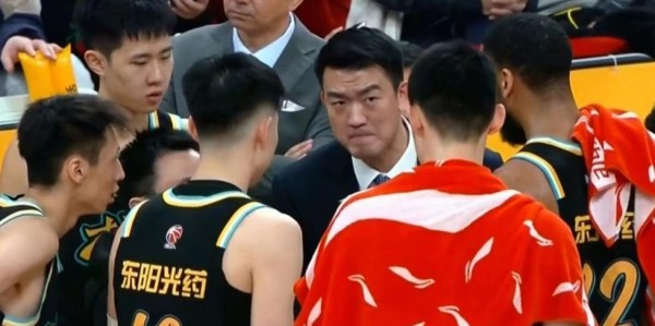 开云登录网址入口-CBA争冠格局大变天！广东上海崛起，四强基本确定，辽宁盛极而衰